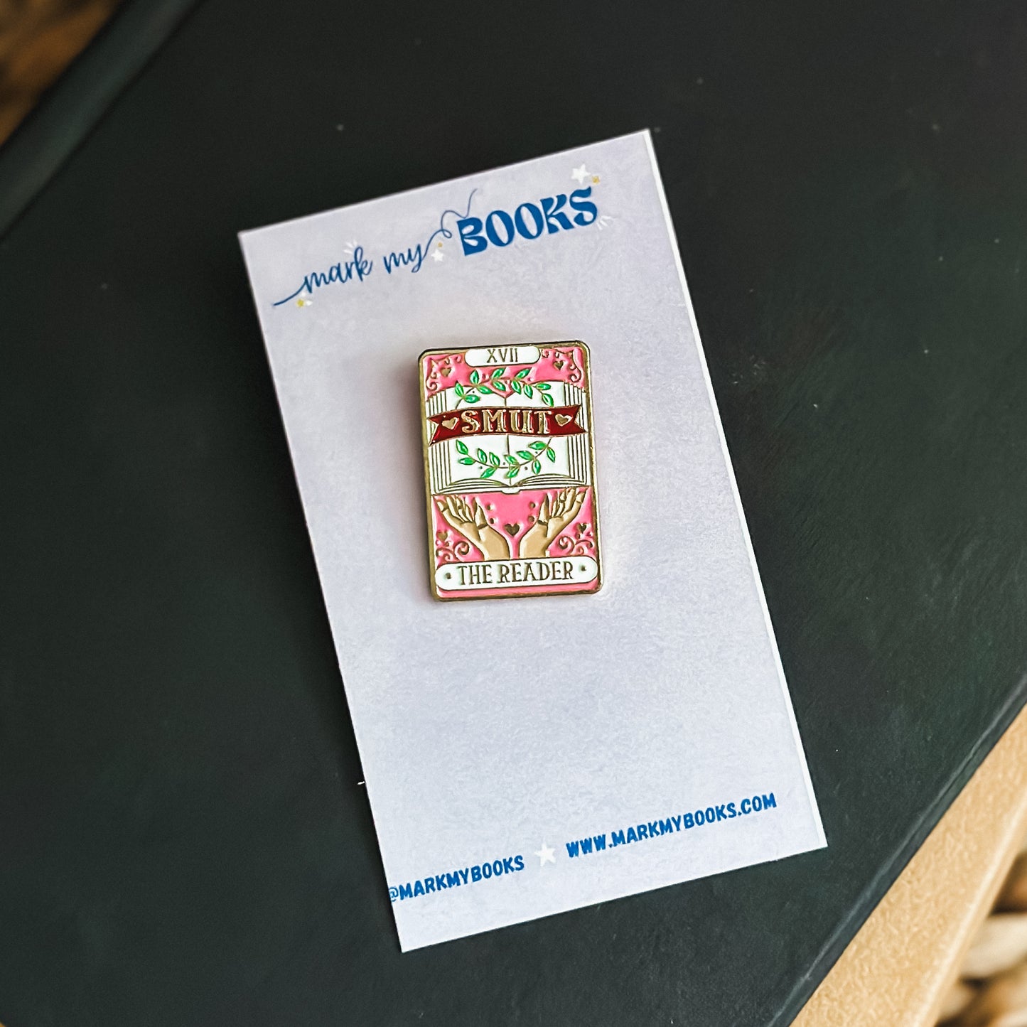 Smut The Reader • Bookish Pin