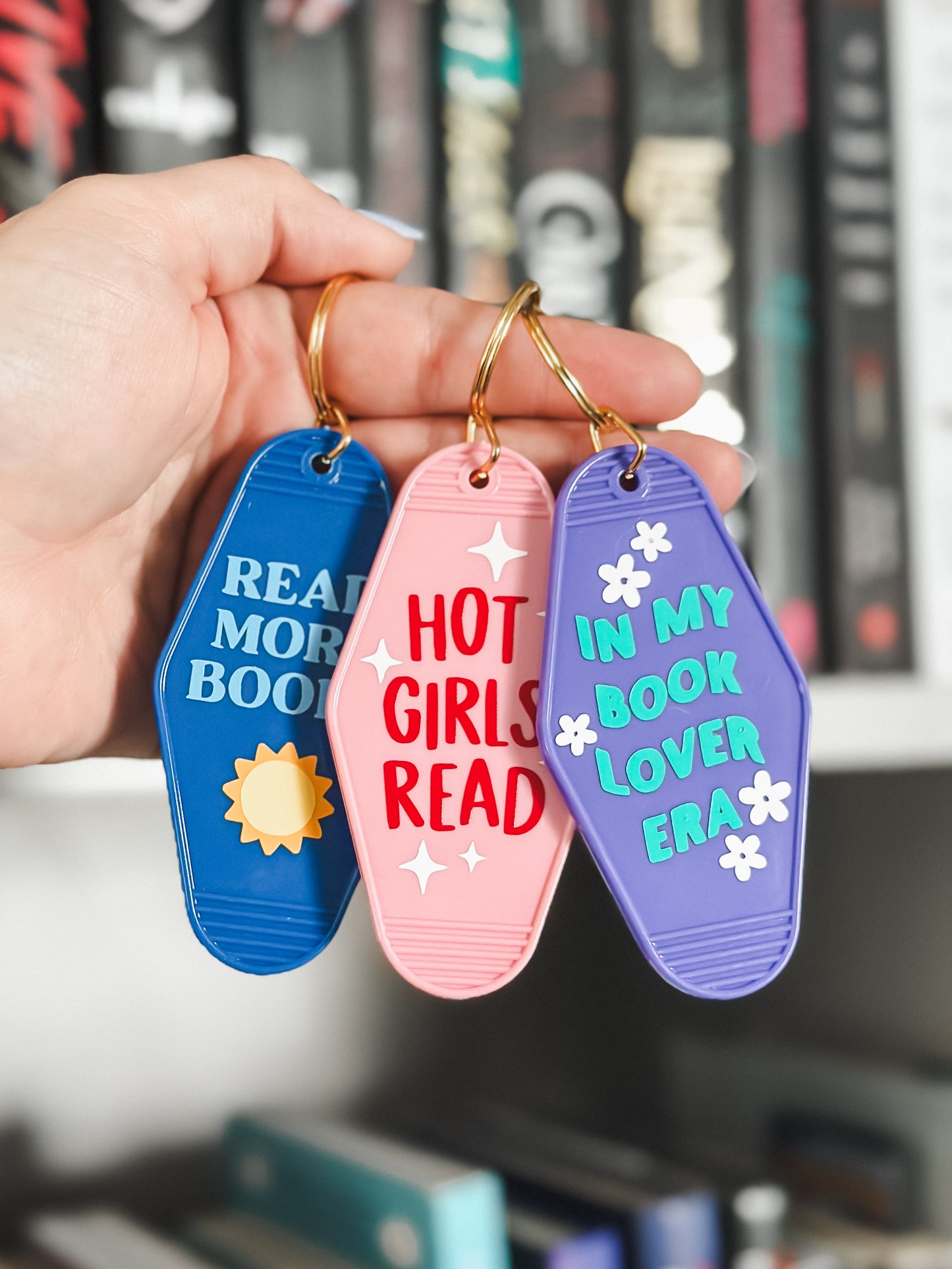 Read More Books • Retro Motel Keychain