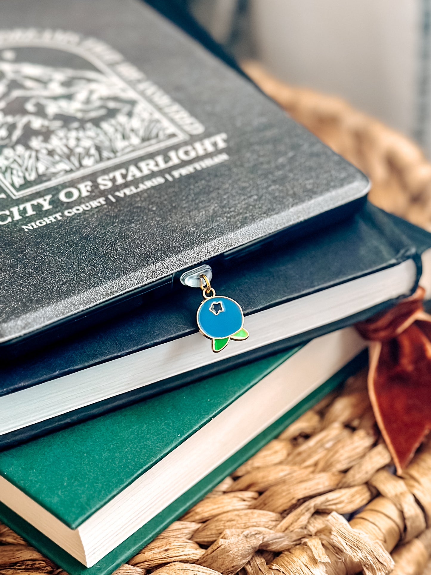 Blueberry Charm • Kindle Charm, Dust Plug